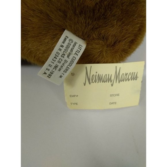 1992 CUDDLE TOYS BY DOUGLAS 9" DRACULA BEAR IN CAPE STUFFED ANIMAL PLUSH TOY NWT - Picture 11 of 12